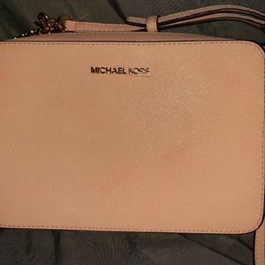 COPY - Michael Kors crossbody purse/handbag  med pink